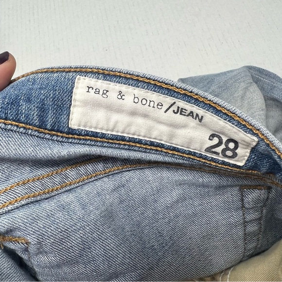 rag & bone Lightwash Dre Capri Distressed Jeans 28 - Picture 4 of 9
